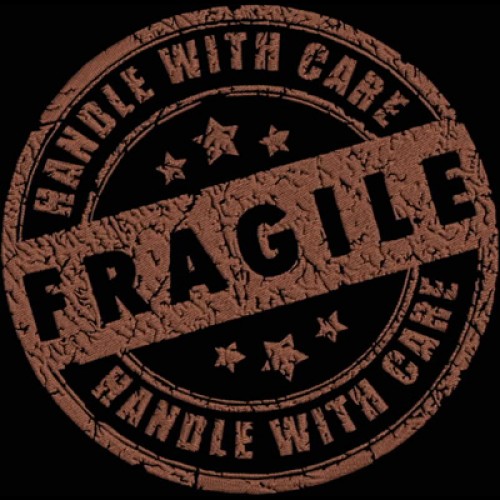 Файл вышивки штамп Fragile