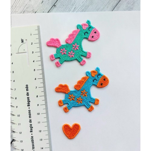 Файл вышивки Лошадки 2 для термонашивки