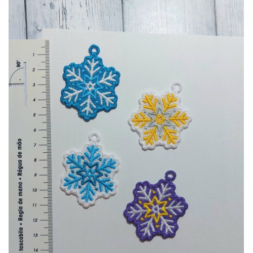 Файл вышивки Снежинка для подвески