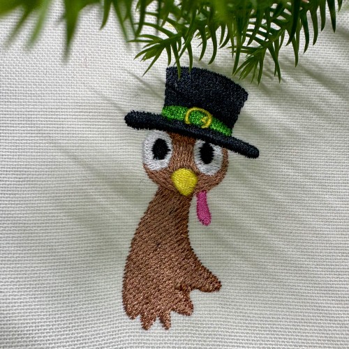Файл вышивки Индюшка в шляпе