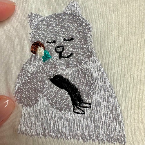 Файл вышивки Обнимающий кот