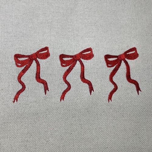 Файл вышивки Бантики