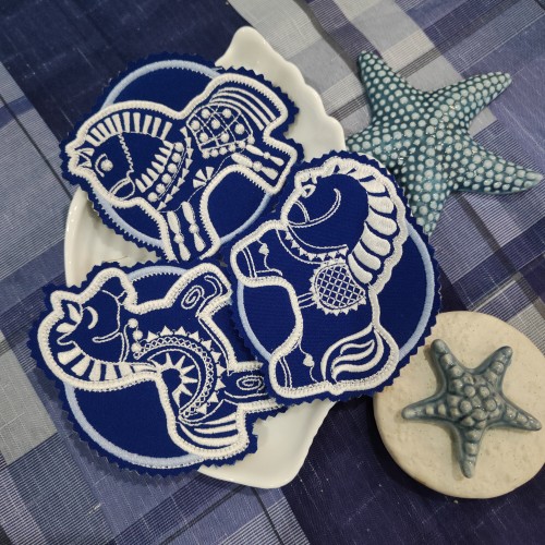 Файл вышивки Лошадки-подстаканники