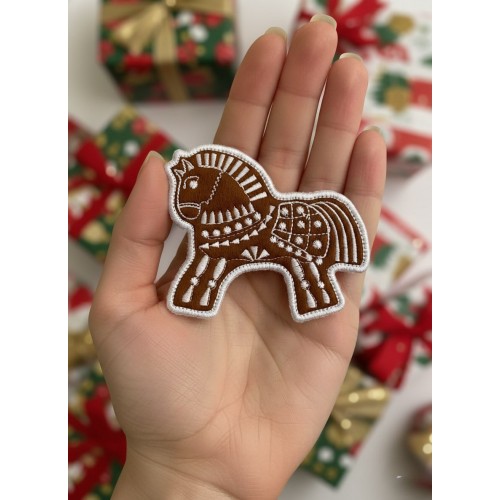 Файл вышивки Набор "Пряничные лошадки"