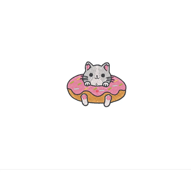 Кот с бубликом