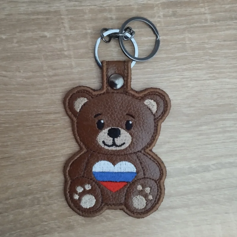 Брелок- медвежонок