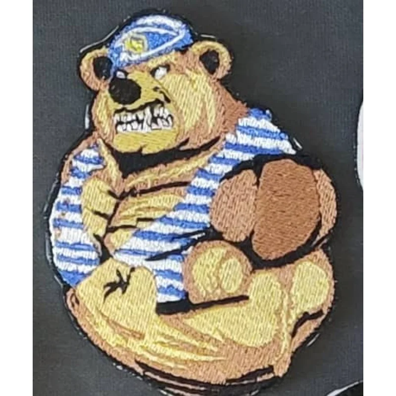 Медведь в берете