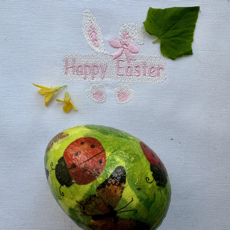 Happy Easter (Счастливой Пасхи) кролик
